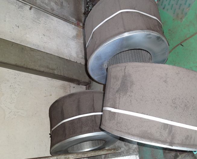IHI TRE60 removed dirty air filter elements