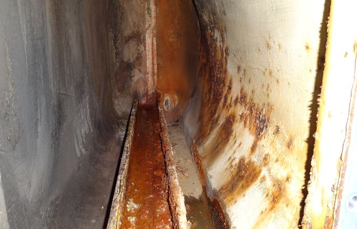 IHI TRE60 3rd-stage cooling chamber — heavy rust on cold side