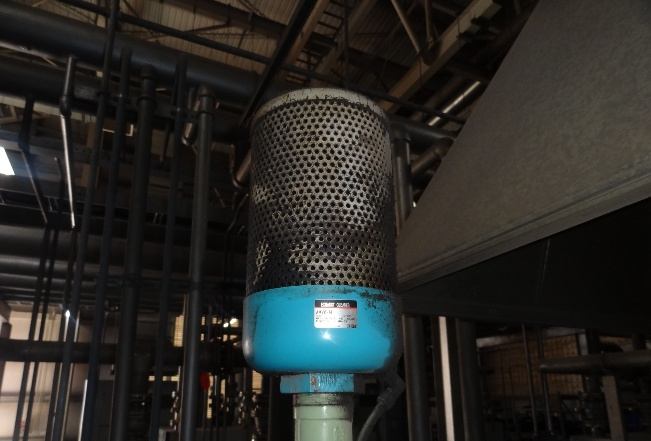 IHI TX-A oil mist separator housing covered in dust